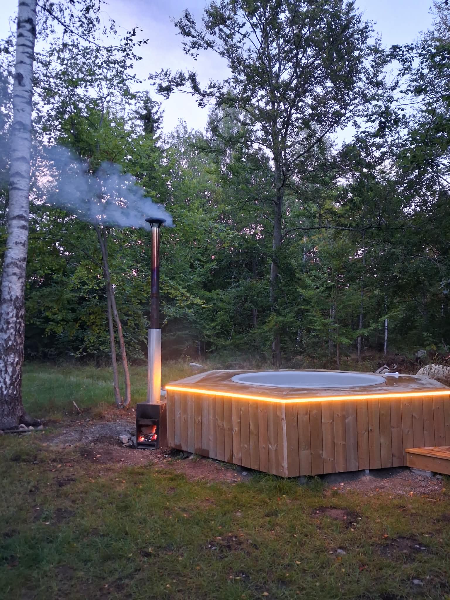 Vedeldad badtunna
